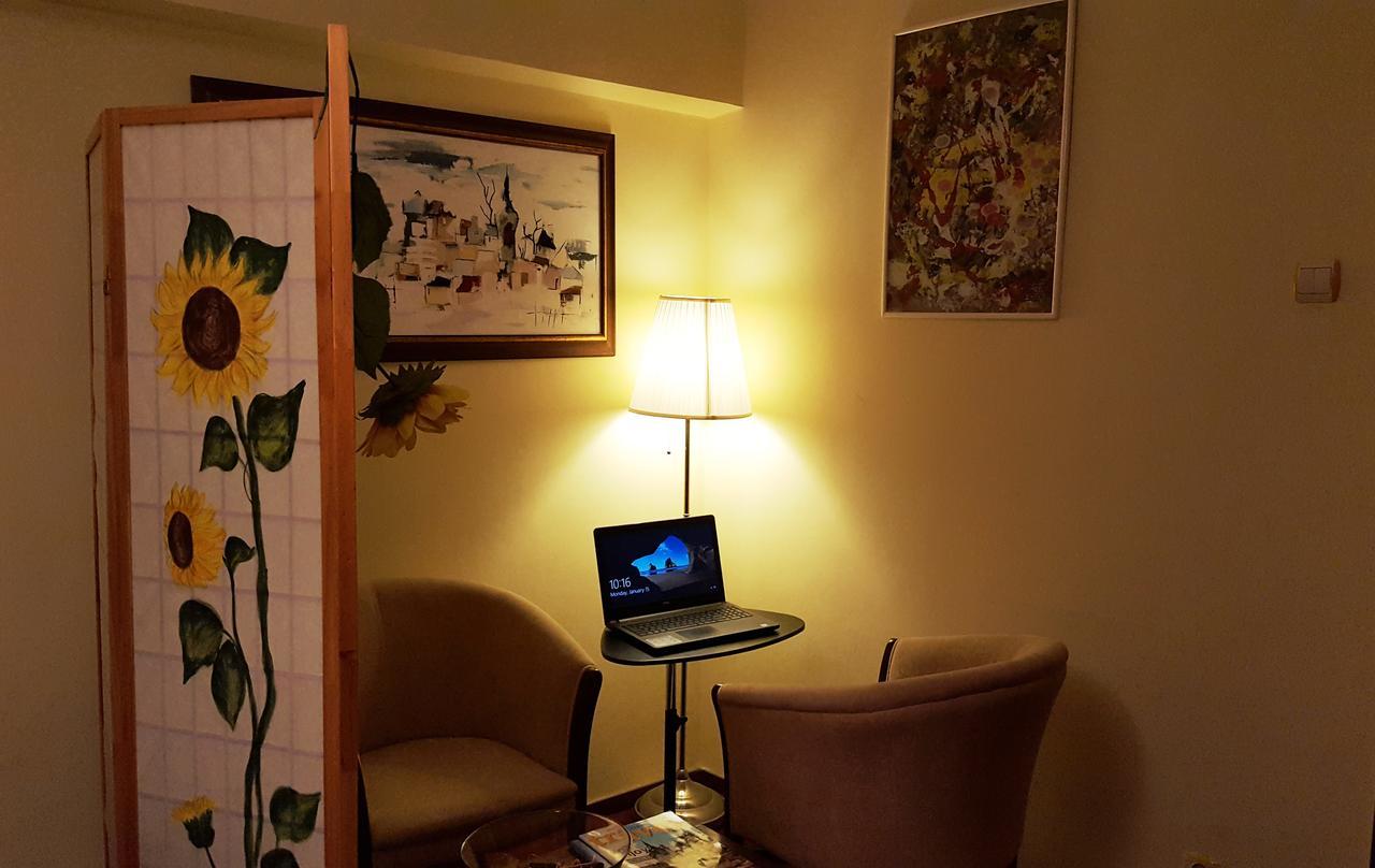 Sunny Old Town Apartments ブカレスト エクステリア 写真